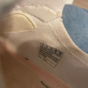 White size 9 ladies sketcher sneakers slip on style